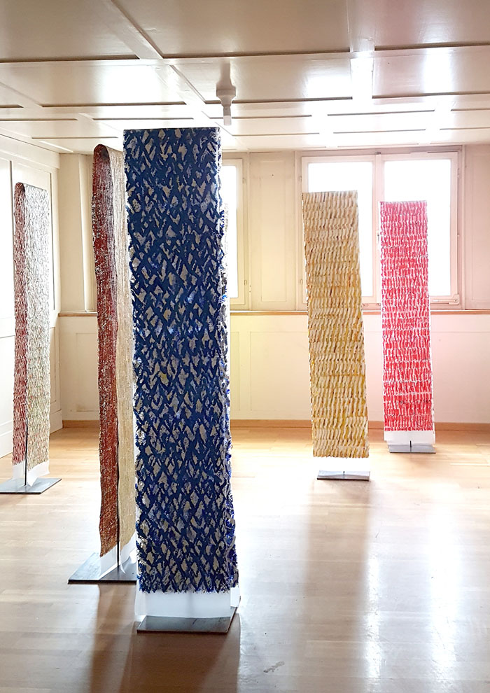 Intimité collective, Susanne Lyner in einer Gruppenausstellung kuratiert von en route / Susanna Rueegg Intimité collective, Susanne Lyner mit -meine stammbäume et mes couleurs de la joie- in einer Gruppenausstellung kuratiert von en route / Susanna Rueegg