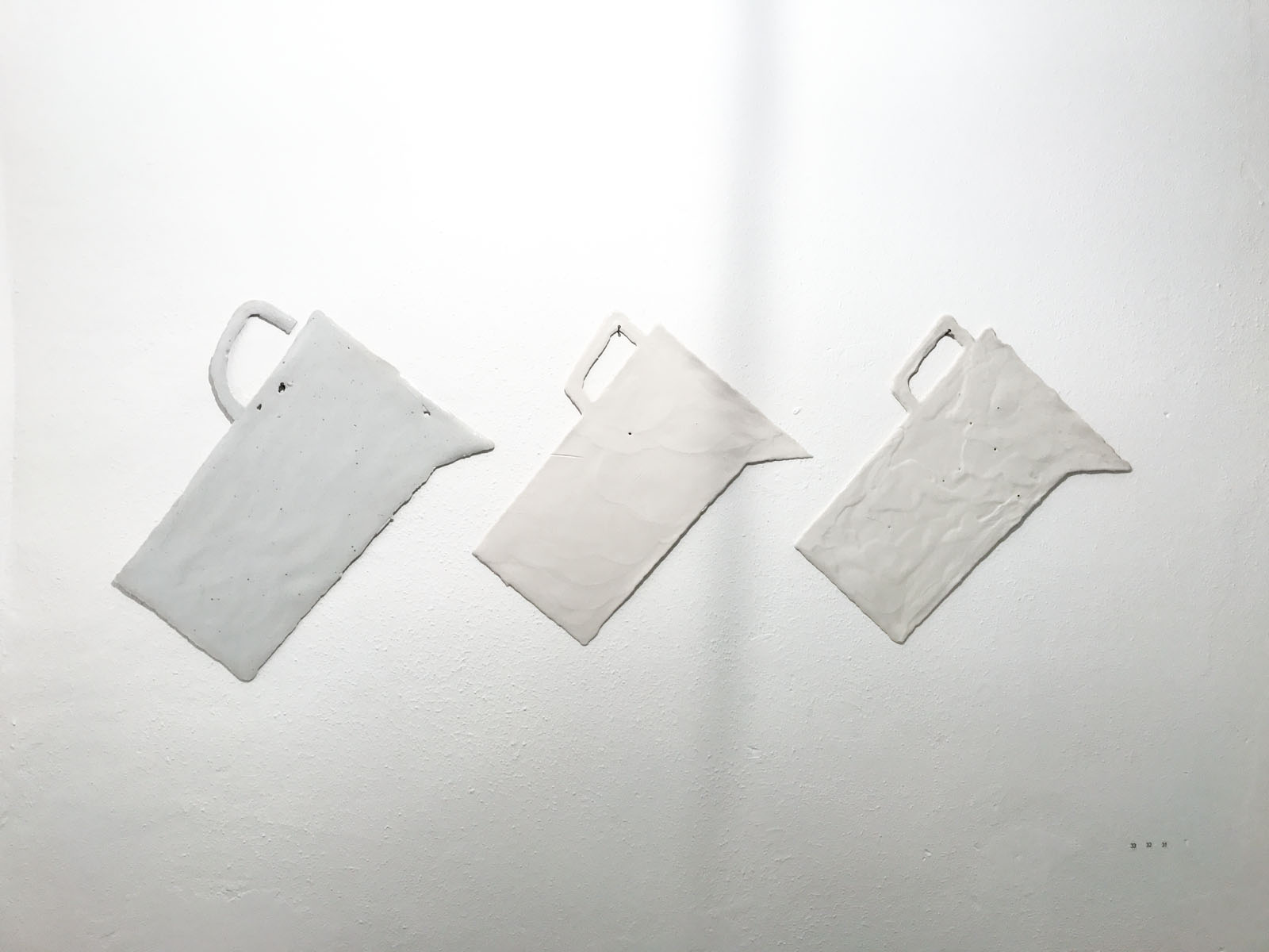 Arnold Annen, Verena Baumann, Michael Cleff, Daphne Corregan, Gundi Dietz, Nikola Dimitrov, Violette Fassbaender, Sonya Friedrich, Annatina Graf, Susan Hodel, Simon Horn, Audrius Janusonis, Dorothee Joachim, Doris Kaiser, Yeunhi Kim, Harald Kröner, Kumiko Kurachi,Rudy Lanjouw, Susanne Lyner, Jean Mauboulès, Jörg Mollet, Johannes Nagel, Sasha Pichushkin, Valda Podkalne, Sarah Pschorn, Takashi Suzuki, Johan Tahon, Akio Takamori, Ursus A. Winiger, Thomas Woodtli Arnold Annen, Verena Baumann, Michael Cleff, Daphne Corregan, Gundi Dietz, Nikola Dimitrov, Violette Fassbaender, Sonya Friedrich, Annatina Graf, Susan Hodel, Simon Horn, Audrius Janusonis, Dorothee Joachim, Doris Kaiser, Yeunhi Kim, Harald Kröner, Kumiko Kurachi,Rudy Lanjouw, Susanne Lyner, Jean Mauboulès, Jörg Mollet, Johannes Nagel, Sasha Pichushkin, Valda Podkalne, Sarah Pschorn, Takashi Suzuki, Johan Tahon, Akio Takamori, Ursus A. Winiger, Thomas Woodtli